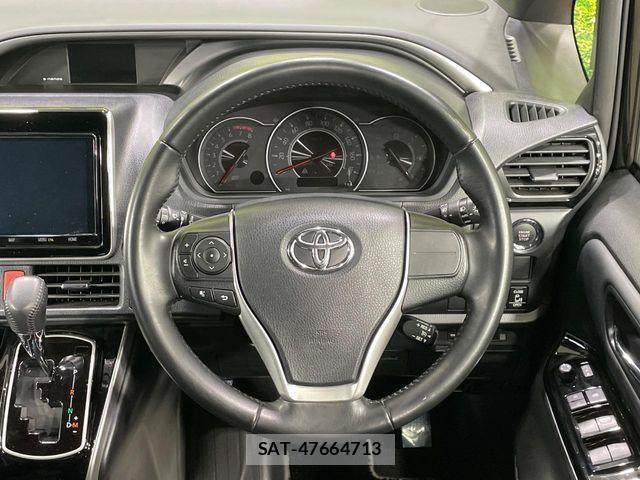 Toyota VOXY 2021-01 6615558-11