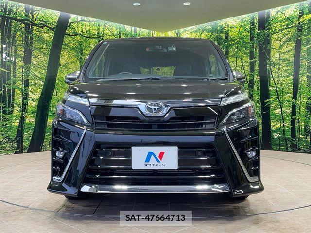 Toyota VOXY 2021-01 6615558-14