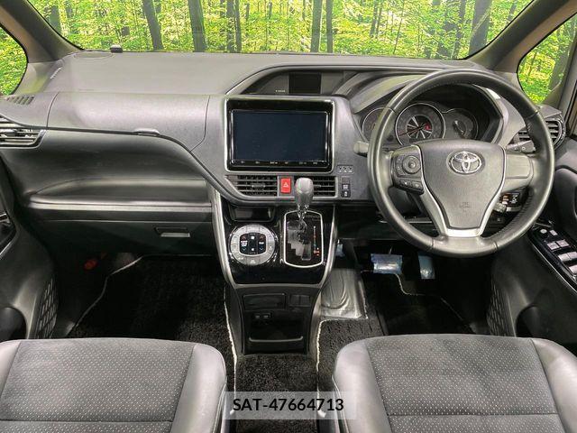 Toyota VOXY 2021-01 6615558-1