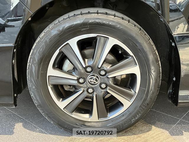Toyota VOXY 2017-12 6615565-21