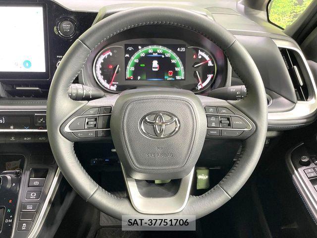 Toyota VOXY 2023-10 6615552-12