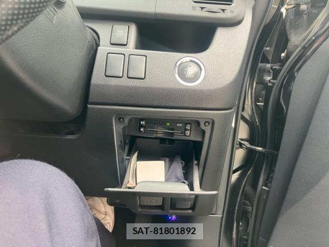 Toyota VOXY 2012-01 6615611-16