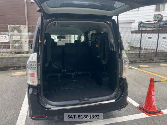 Toyota VOXY 2012-01 6615611-5