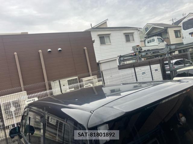 Toyota VOXY 2012-01 6615611-6