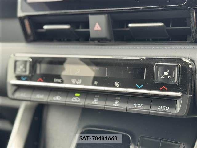 Toyota VOXY 2022-12 6615554-23