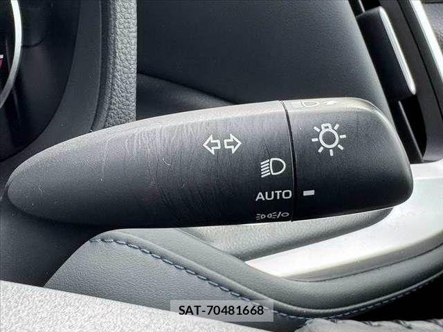 Toyota VOXY 2022-12 6615554-24