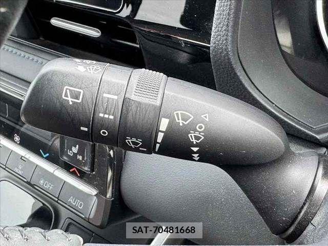 Toyota VOXY 2022-12 6615554-25