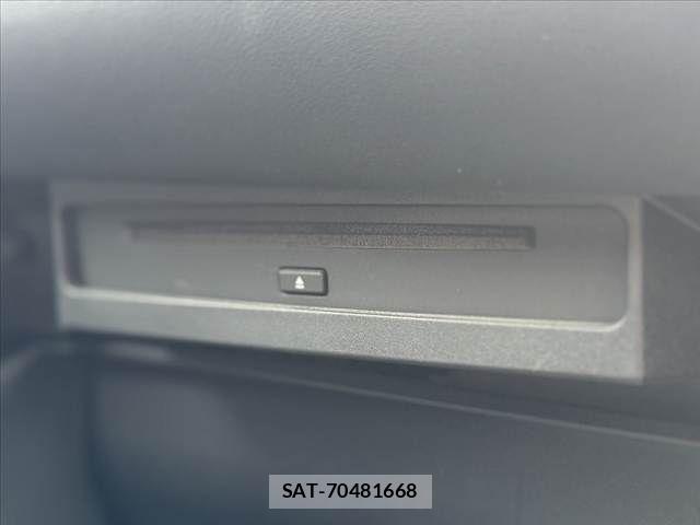 Toyota VOXY 2022-12 6615554-29