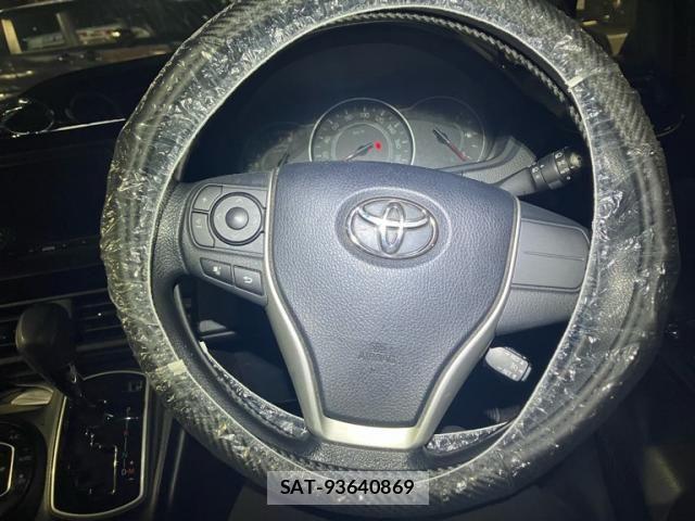 Toyota VOXY 2019-07 6642854-12
