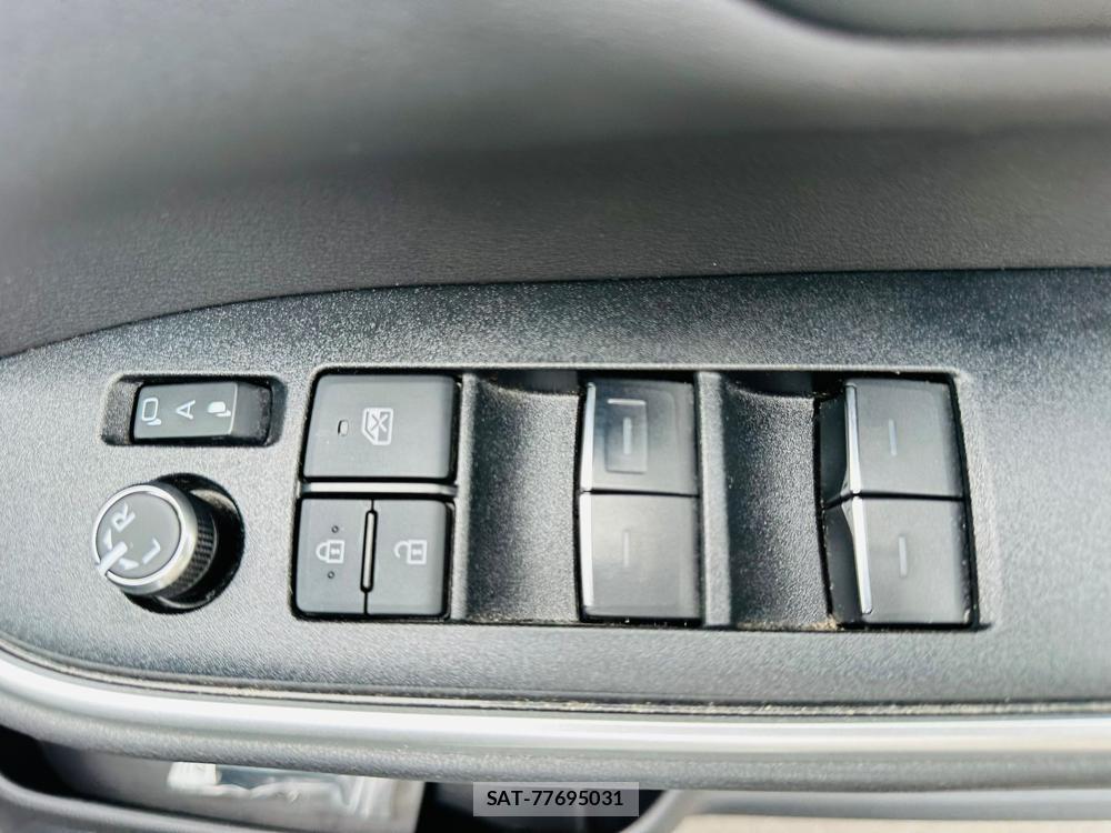 Toyota VOXY 2022 6542572-20
