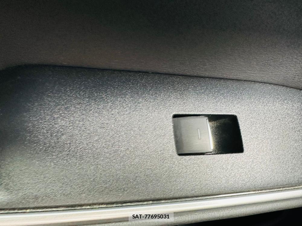 Toyota VOXY 2022 6542572-22