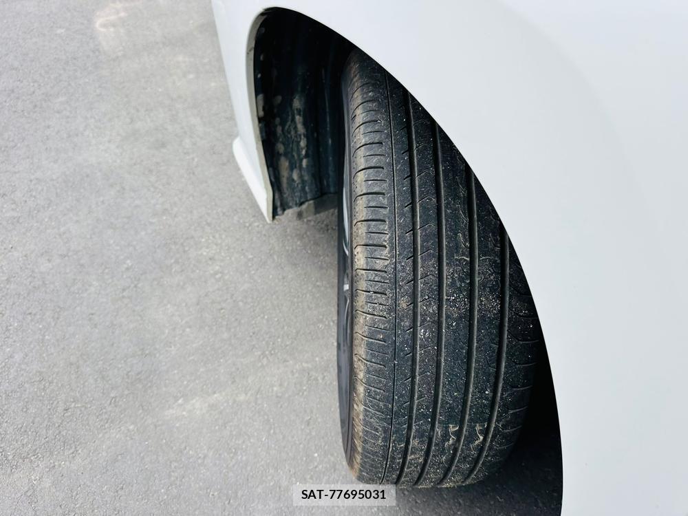 Toyota VOXY 2022 6542572-30