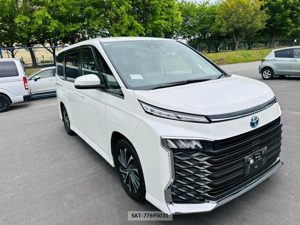 Toyota VOXY 2022 6542572-6