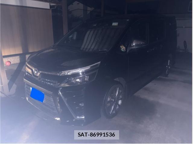 Toyota VOXY 2017-12 6615595-1