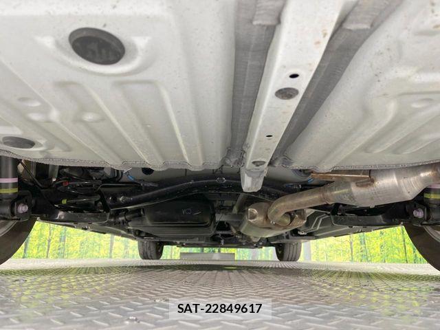 Toyota VOXY 2024-10 6674085-19