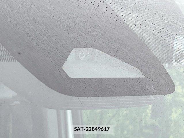 Toyota VOXY 2024-10 6674085-4