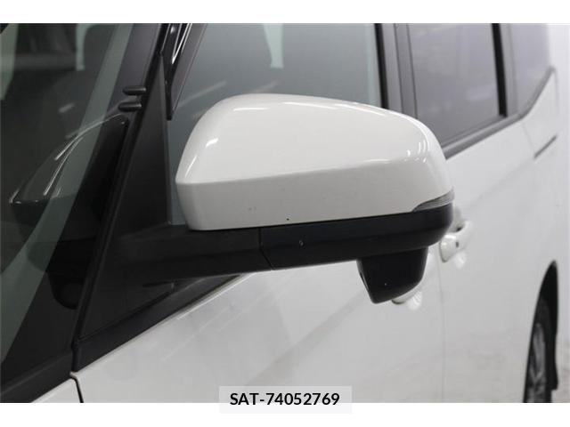 Toyota VOXY 2022-12 6674092-14