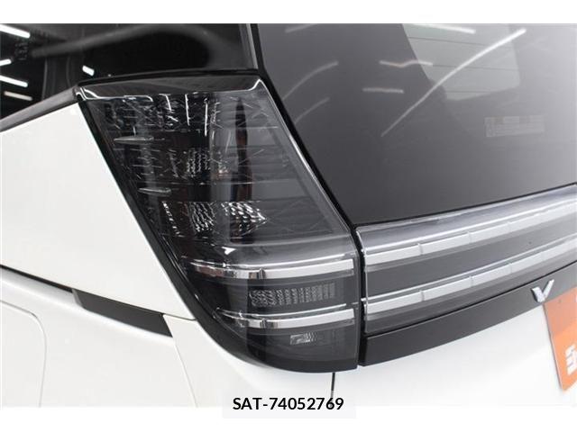 Toyota VOXY 2022-12 6674092-15