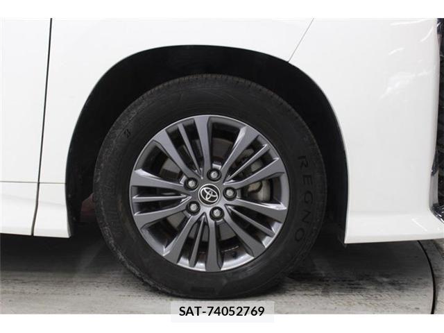 Toyota VOXY 2022-12 6674092-20