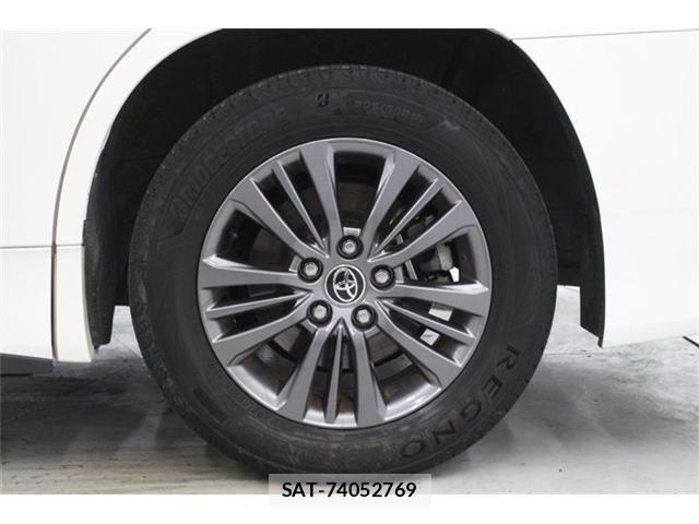 Toyota VOXY 2022-12 6674092-22