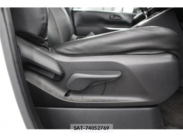 Toyota VOXY 2022-12 6674092-25