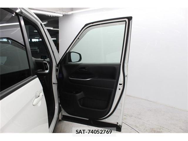 Toyota VOXY 2022-12 6674092-27