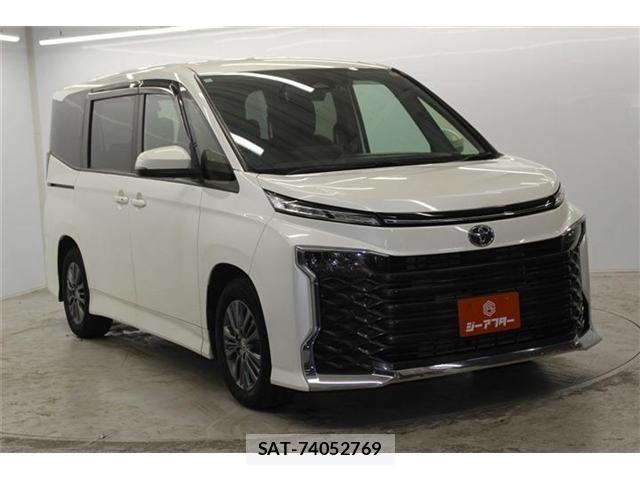 Toyota VOXY 2022-12 6674092-2