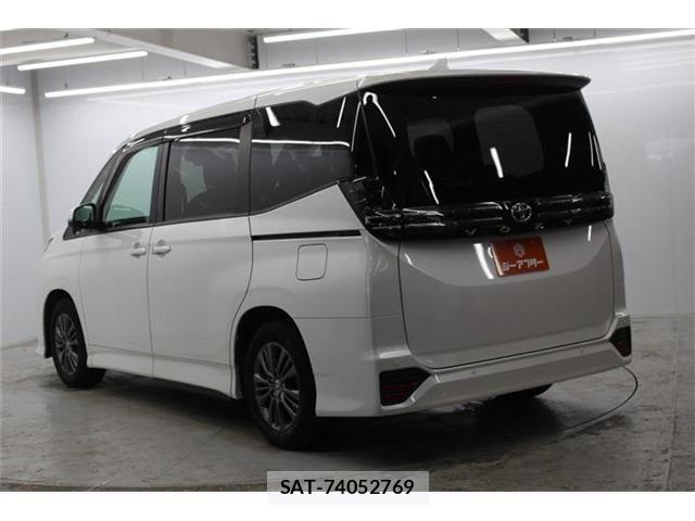 Toyota VOXY 2022-12 6674092-6