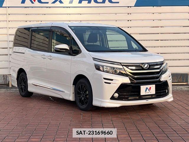 Toyota VOXY 2014-01 6674104-17