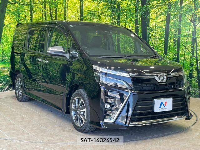 Toyota VOXY 2018-08 6674091-16
