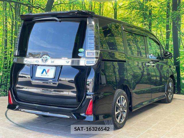 Toyota VOXY 2018-08 6674091-17