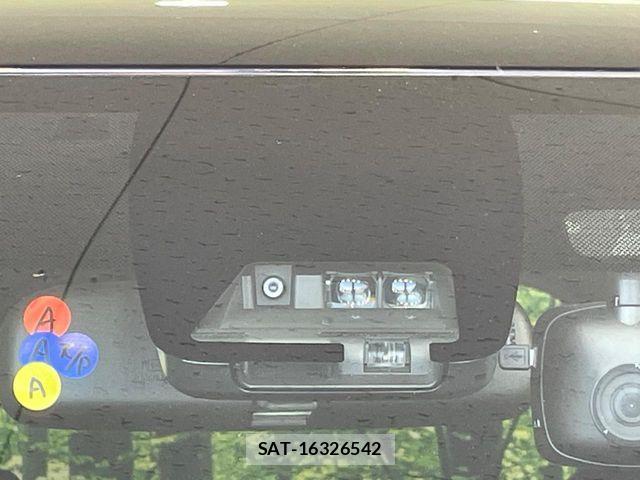 Toyota VOXY 2018-08 6674091-5