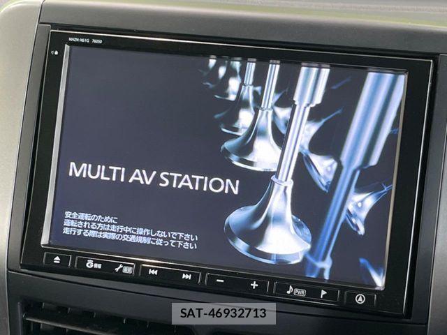 Toyota VOXY 2012-11 6674106-2