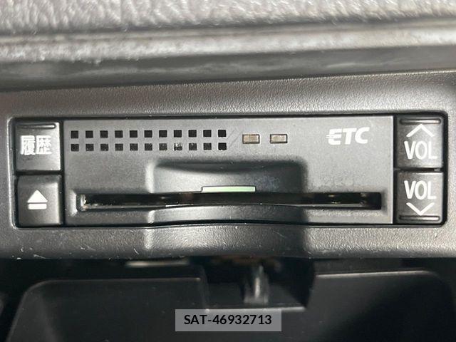 Toyota VOXY 2012-11 6674106-5
