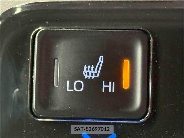 Toyota VOXY 2025-04 6674081-8