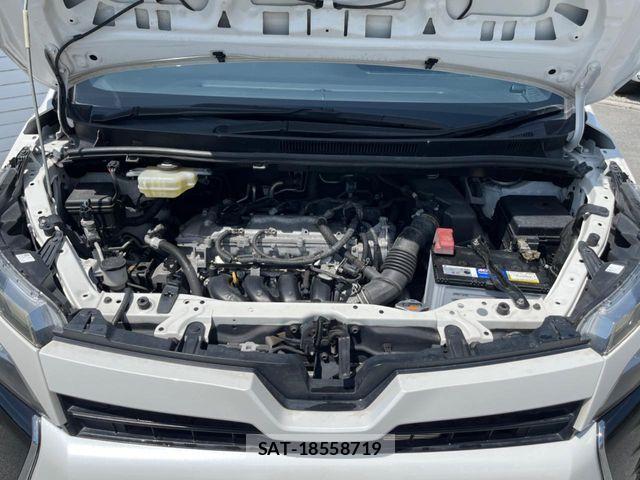 Toyota VOXY 2017-10 6674099-18