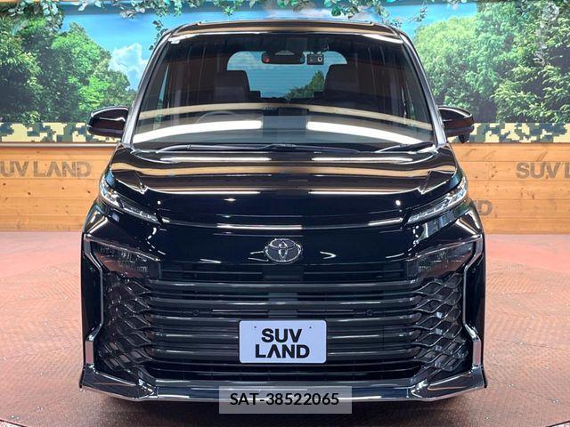 Toyota VOXY 2023-07 6674080-15