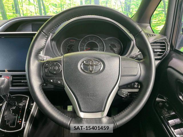 Toyota VOXY 2020-09 6674088-11