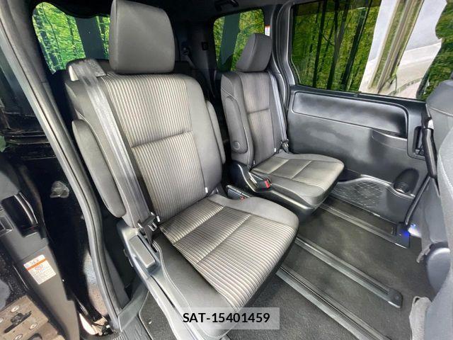 Toyota VOXY 2020-09 6674088-8