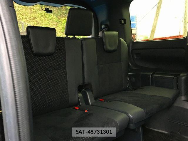 Toyota VOXY 2021-06 6674090-12