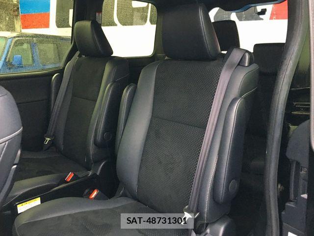 Toyota VOXY 2021-06 6674090-14