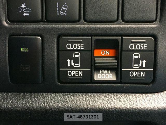 Toyota VOXY 2021-06 6674090-20