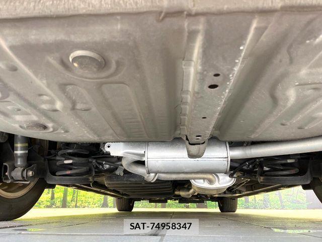 Toyota VOXY 2015-07 6674098-18