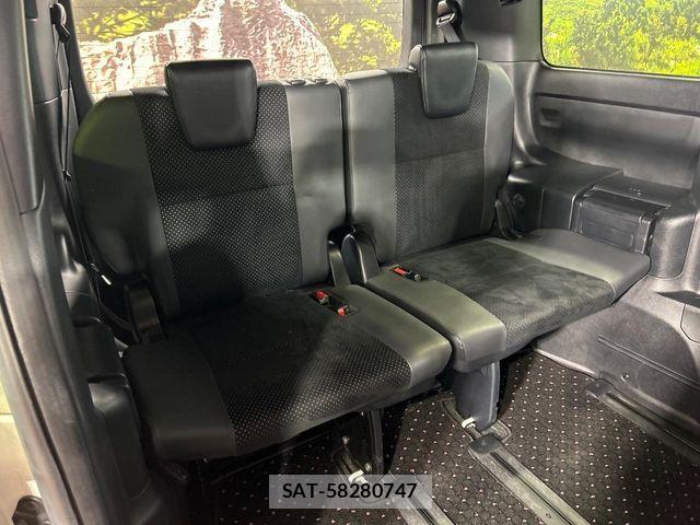 Toyota VOXY 2020-12 6678674-9