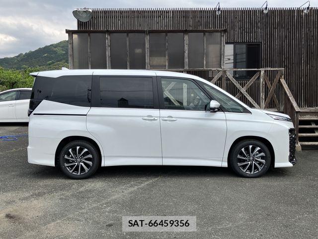 Toyota VOXY 2026-03 6678663-5