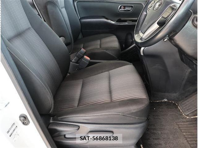 Toyota VOXY 2020-06 6678692-13