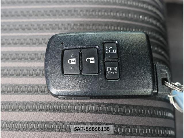 Toyota VOXY 2020-06 6678692-18