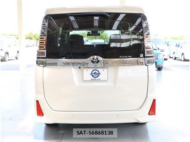 Toyota VOXY 2020-06 6678692-23
