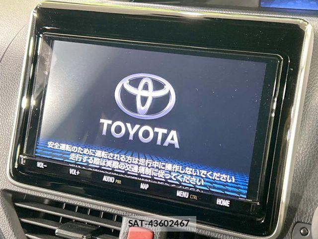 Toyota VOXY 2018-11 6678686-2