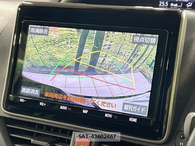 Toyota VOXY 2018-11 6678686-4